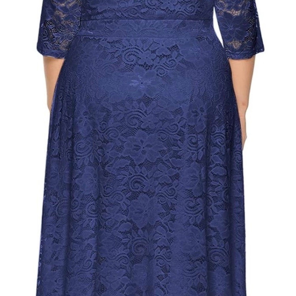 Elegant Blue Lace Dress - Picture 2 of 3